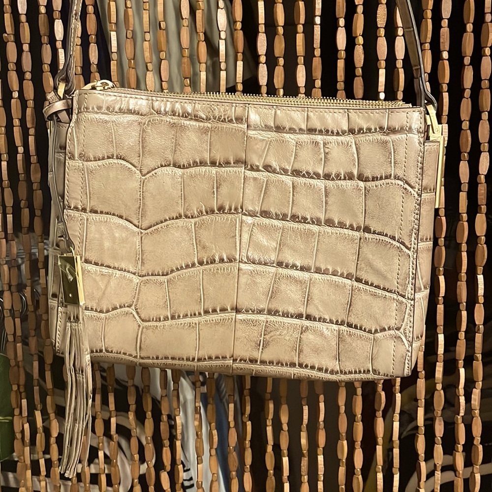 G.I.L.I genuine leather tan brown Crossbody purse